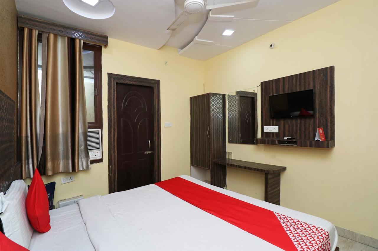 Oyo Flagship 8393 Hotel Park Avenue Lucknow Extérieur photo